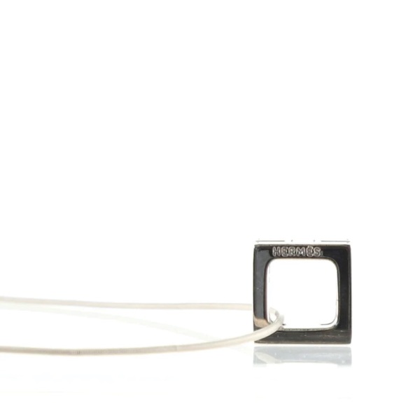 Hermès: Reversible Cubed Palladium Lacquered Cage d'H Pendant Necklace (Pink) - Picture 9 of 15